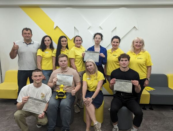 Нагородження (💰50 000,0 грн.) від АТ «Райффайзен Банк» учасників пітчингу бізнес -ідей і стартапів у рамках проекту Бізнес-інкубатор Innovation challenge 📚 💰 🔥 ЧНУ ім. Ю. Федьковича!