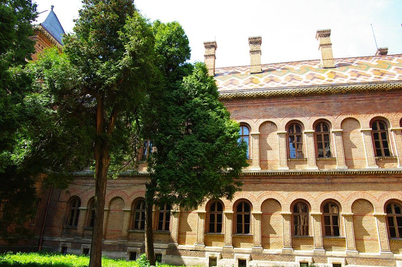 seminarskyi-korpus-1