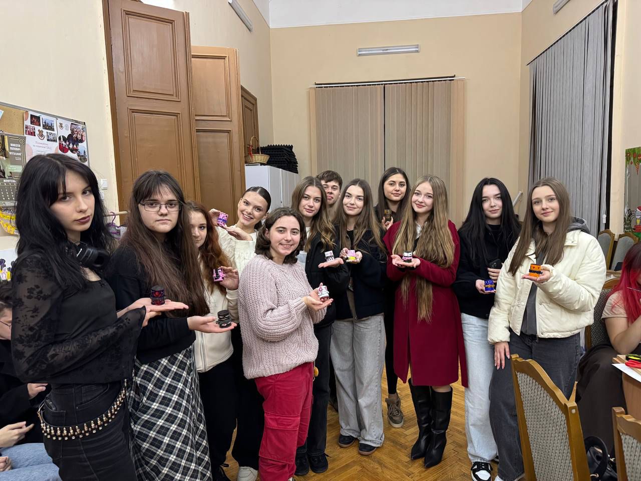 Студенти університету відвідали військовий госпіталь із концертом подяки 