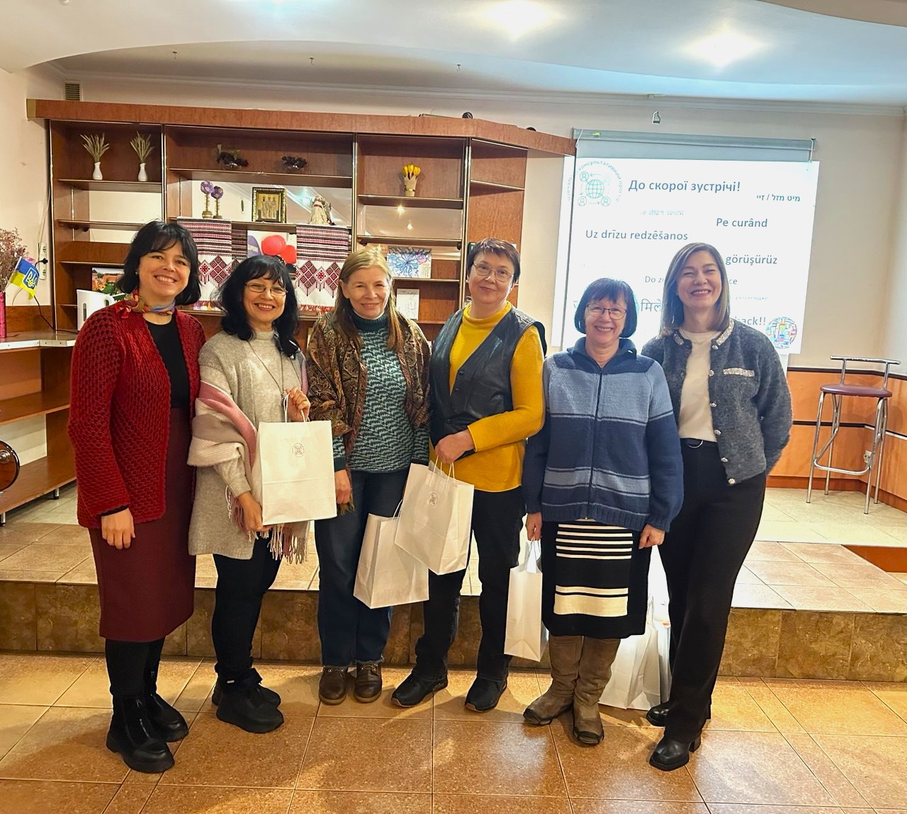 Синергія досвіду та креативу: підсумки квізу від "Академії досвіду"