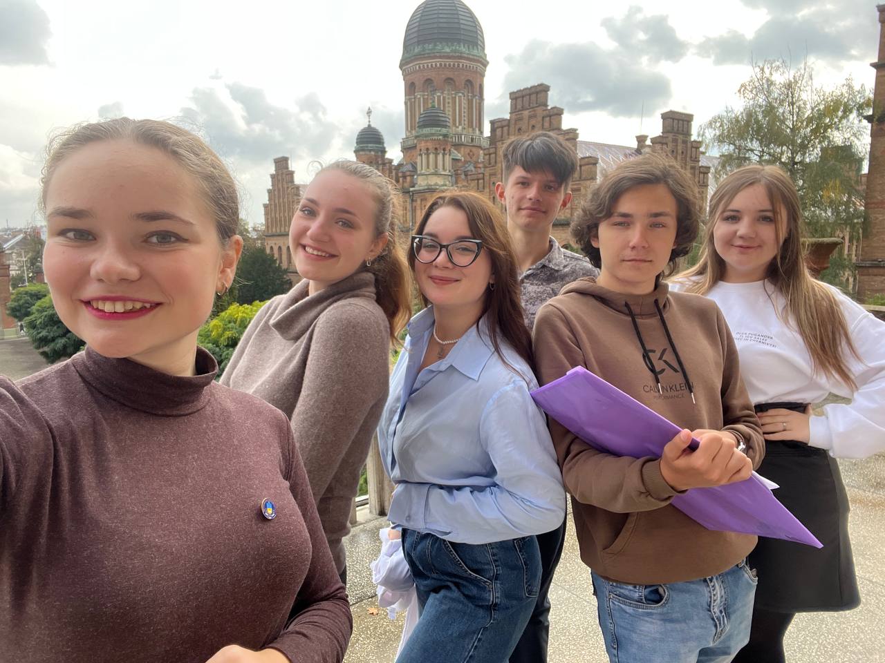 Інформагенти в дії