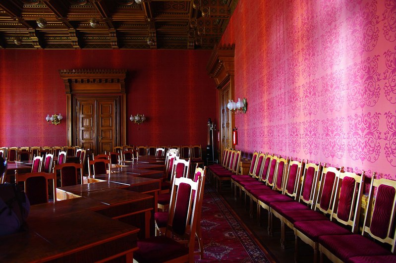 mytropolychnyi-korpus-4