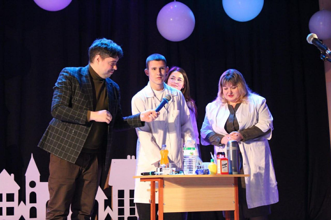 Науковці ННІБХБ представили науковий простір «ВУЛик» на Всеукраїнському форумі позашкільної освіти