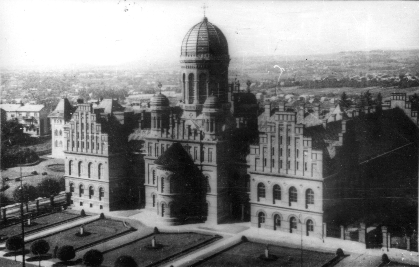 Церква Трьох Святителів