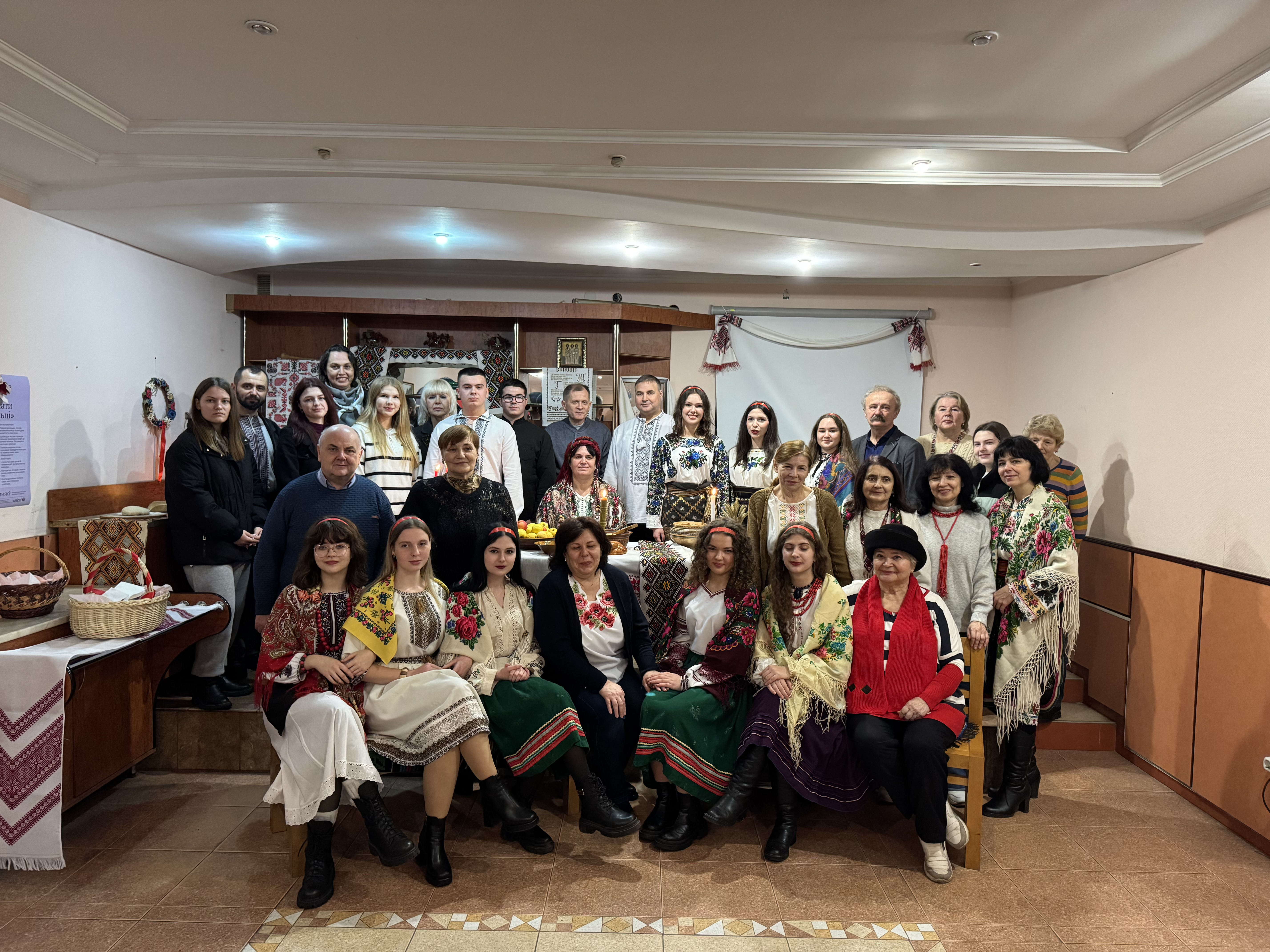 Традиції живуть, поки ми їх пам'ятаємо і відтворюємо!