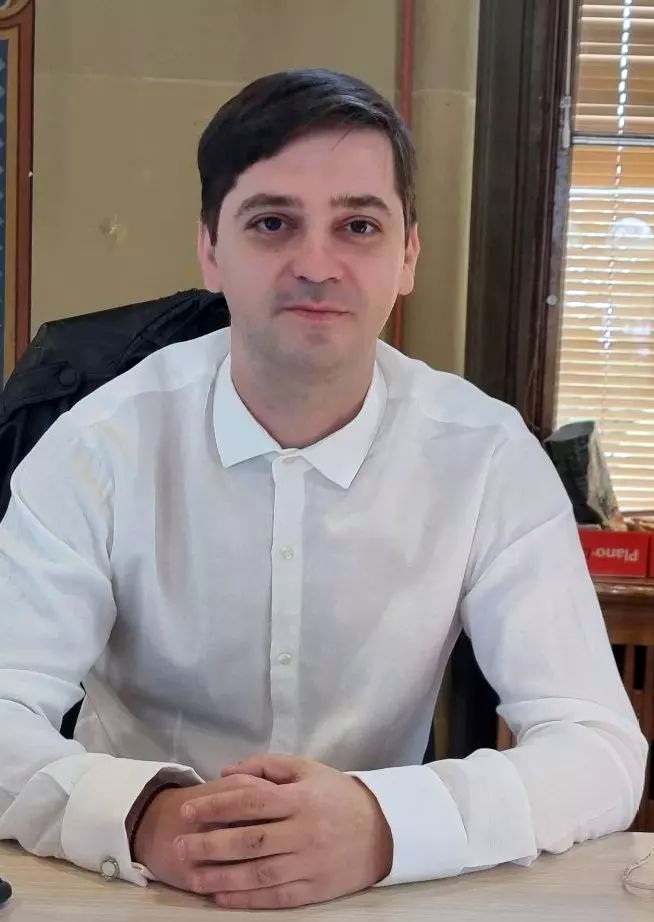 КОСТЕНЮК ІГОР СТЕПАНОВИЧ відповідальна особа ЄДЕБО