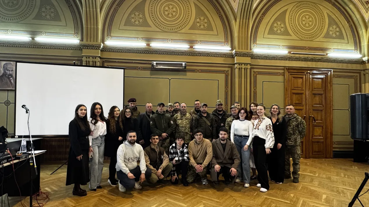 У Чернівецькому національному університеті імені Юрія Федьковича відбувся захід на підтримку військових