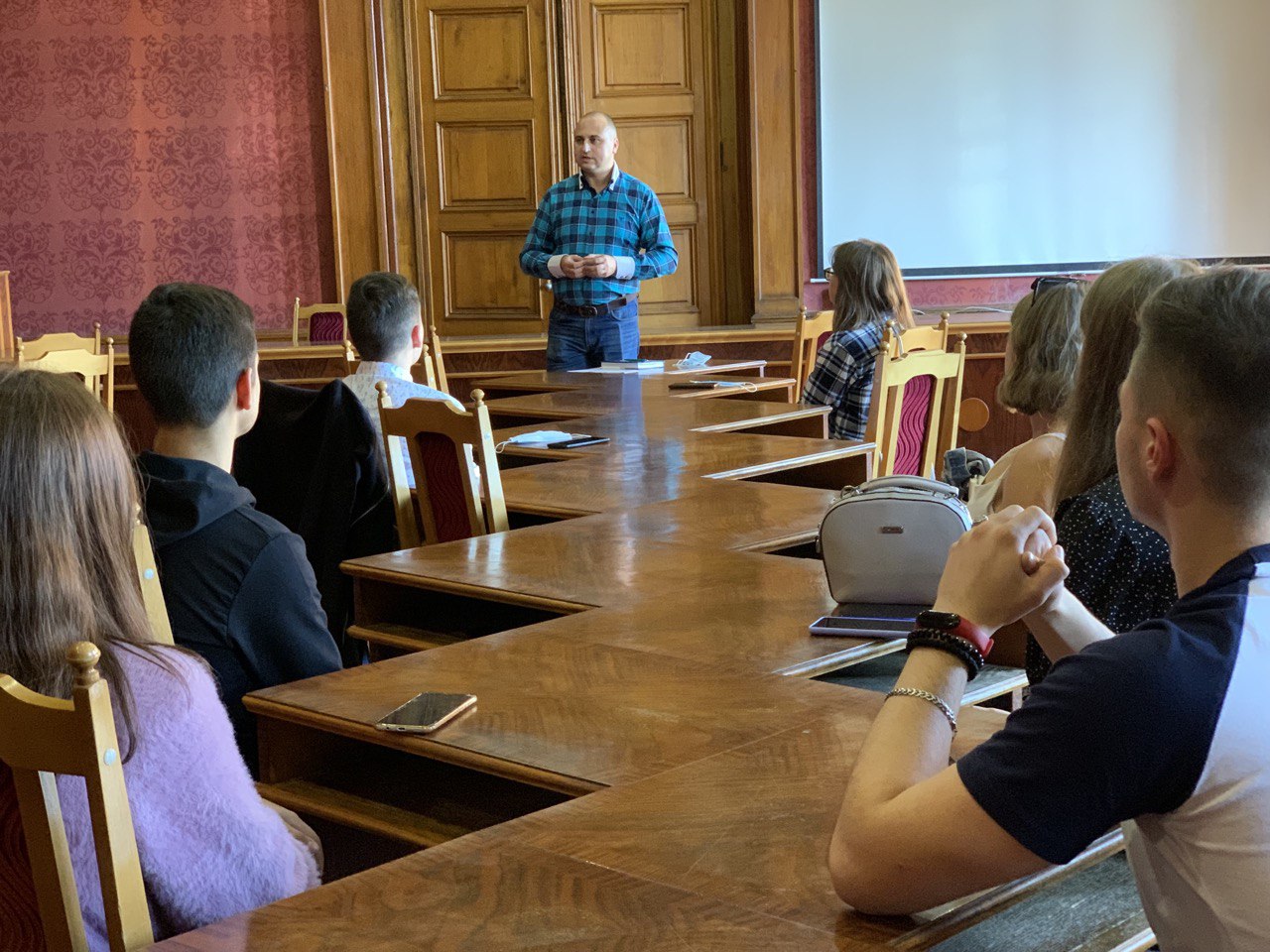 Робочі питання. Обговорення