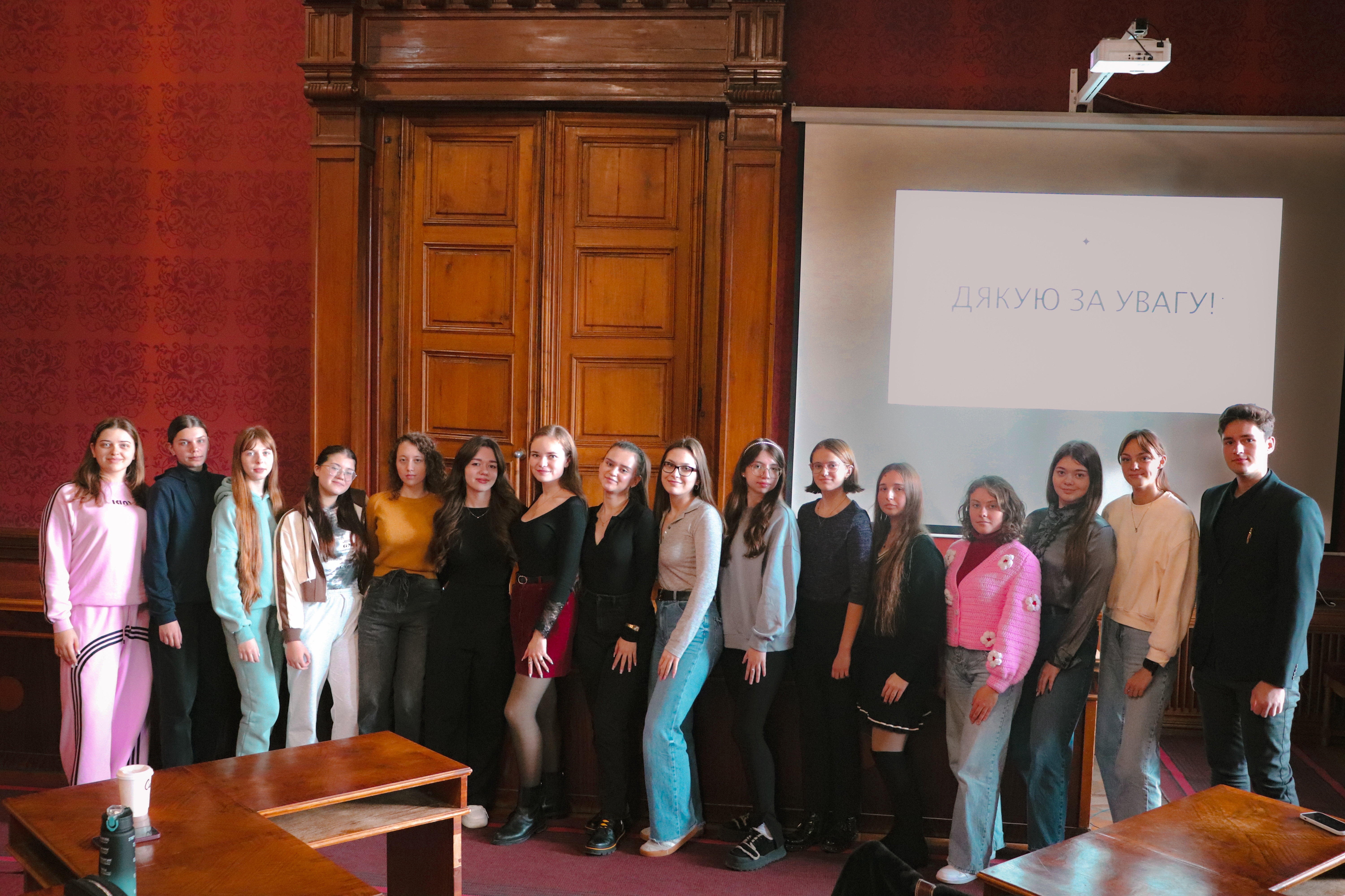 Продовження навчання інформагентів та амбасадорів університету: основи редакції